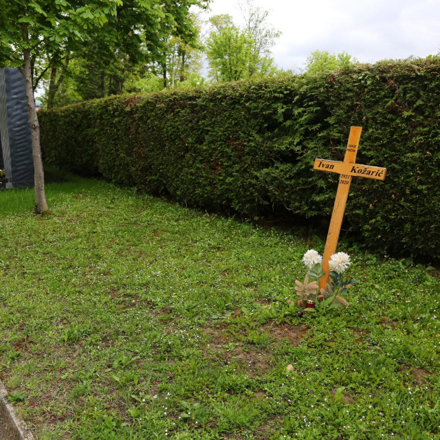 Grob Ivana Kožarića