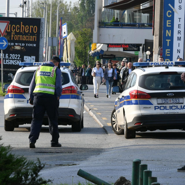 Pukao cjevovod na Držićevoj