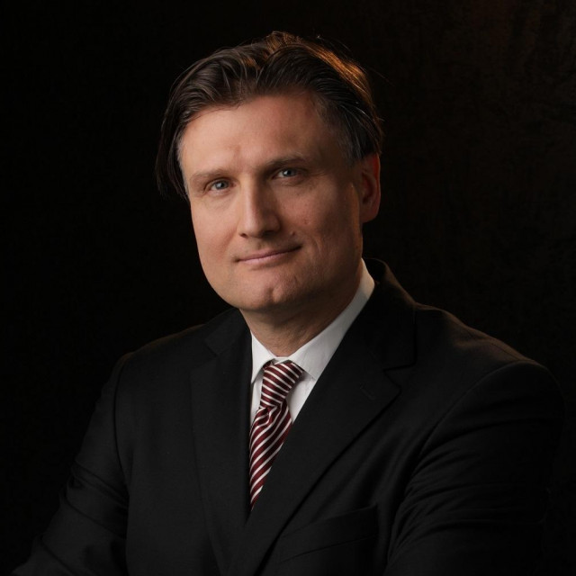 Saša Cvetojević