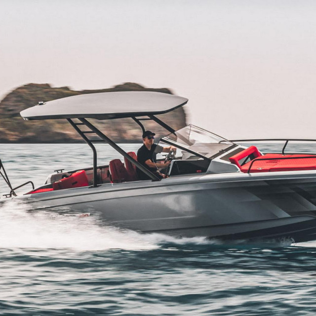 2022. Brabus Shadow 300 Edition One