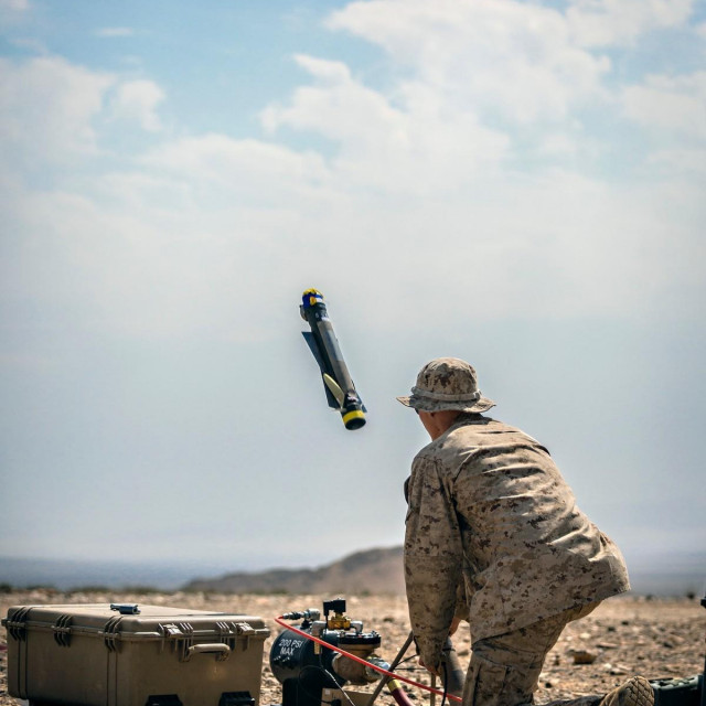 Ilustracija: bespilotna letjelica tipa Switchblade