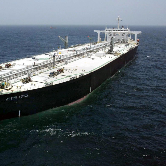 Ruski supertanker, arhivska fotografija