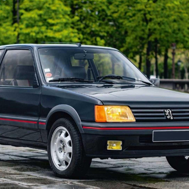 1987. Peugeot 205 GTI