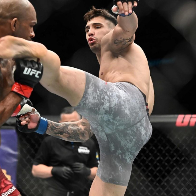 Jimi Manuwa vs. Aleksandar Rakić