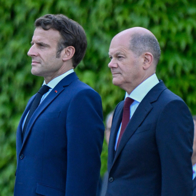 Emmanuel Macron i Olaf Scholz 