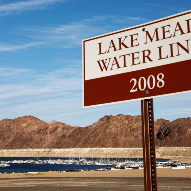 Tabla na ulazu u Jezero Mead