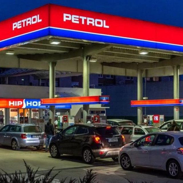 Benzinska crpka u Sloveniji