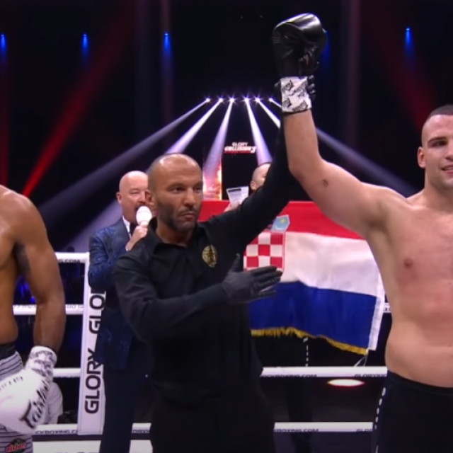 Antonio Plazibat vs Benjamin Adegbuyi