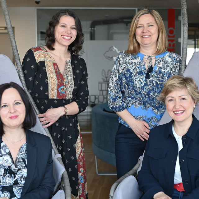 Jarmila Pezo, Mirjana Jurković, Snježana Stanković i Sanja Svilokos (s lijeva na desno)