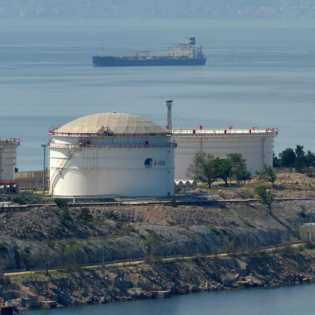 Tanker s iranskom naftom