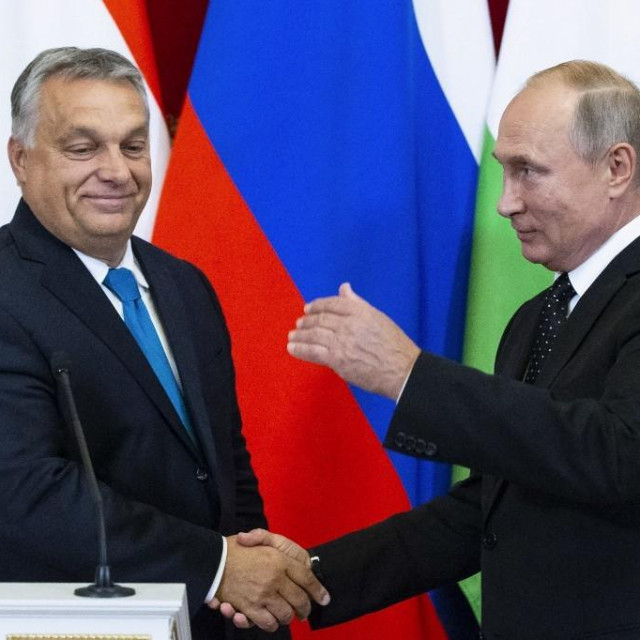 Viktor Orban i Vladimir Putin (arhivska fotogafrija)