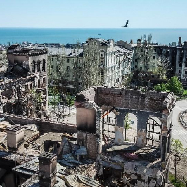 Razrušeni Mariupolj