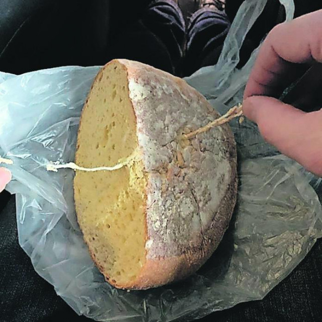 Špaga u kruhu