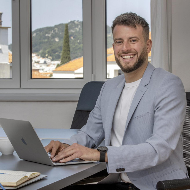 Duje Kozomara, osnivač platforme Regula i konzultant za zaštitu osobnih podataka
