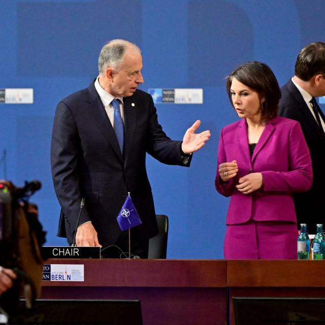 Zamjenik glavnog tajnika NATO-a Mircea Geoana i njemačka ministrica vanjskih posloca Annalena Baerbock