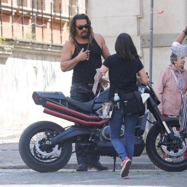 Jason Momoa u Rimu na setu filma ”Fast and Furious 10”