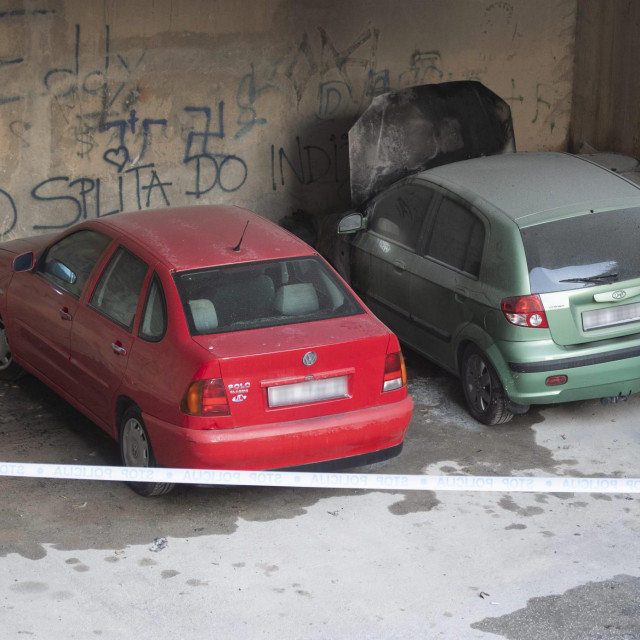 Požar automobila u Splitu