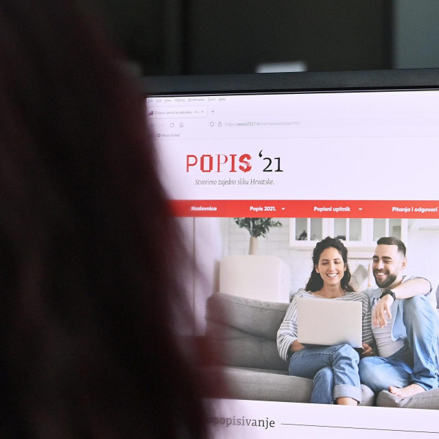 U Hrvatskoj je 1921. živjelo 16,9 posto Srba, 1961. ih je bilo 15 posto, a 1991. godine 12,2 posto, što je trostruko više nego danas. Nakon akcije Oluja 1995. velik broj Srba napustio je Hrvatsku i većinom se nisu vratili