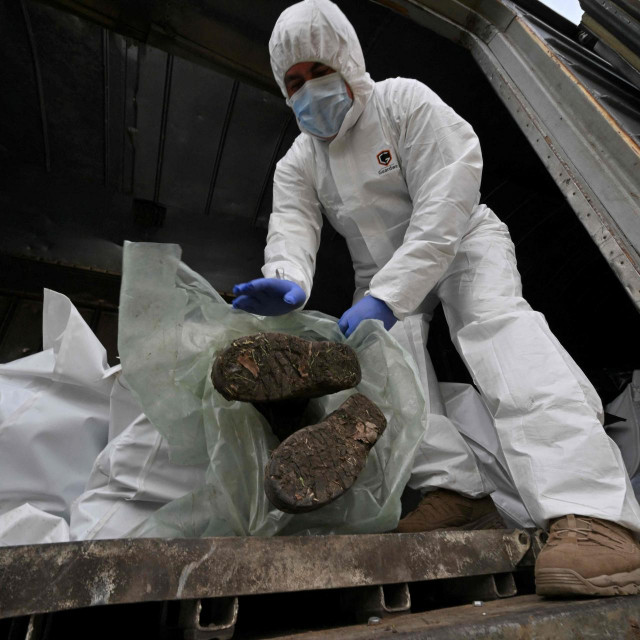 Ukrajinski forenzičari