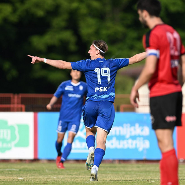 Leon Belcar slavi postignuti gol