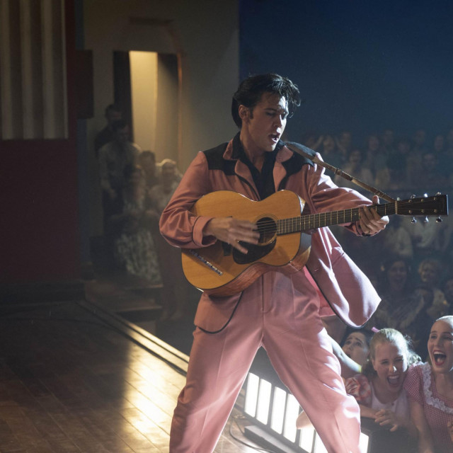 ”Elvis”, film

 