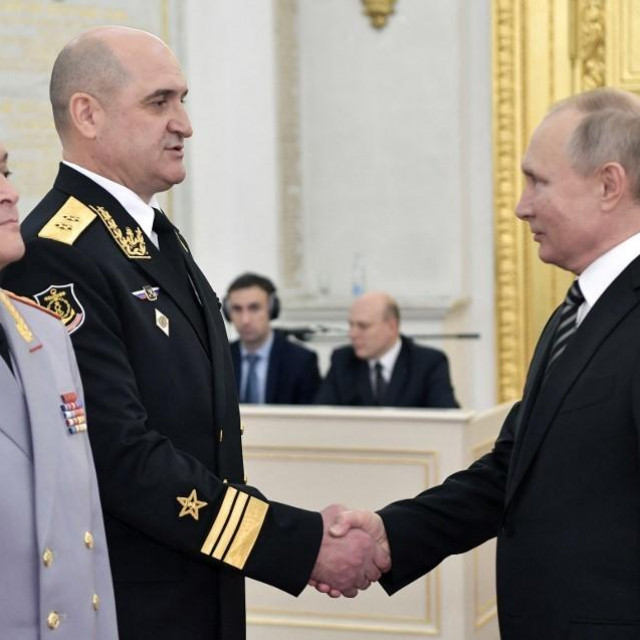 Vladimir Putin i videadmiral Igor Osipov