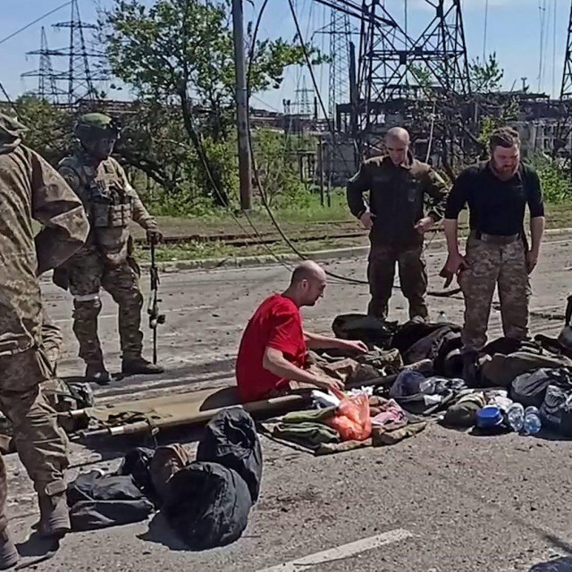 Zarobljenici iz Azovstala