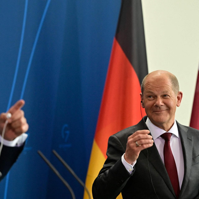 Šeik Tamim bin Hamad Al Thani i Olaf Scholz