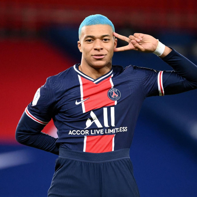 Mbappe ostaje u PSG-u