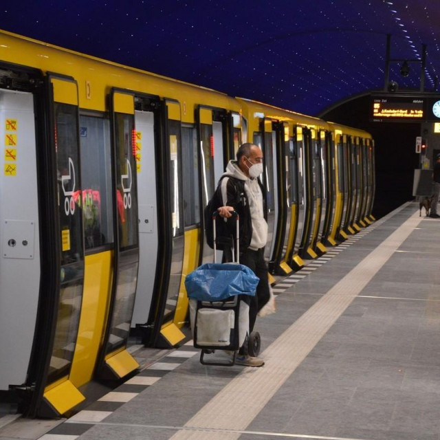 Stanica metroa u Berlinu / Ilustracija