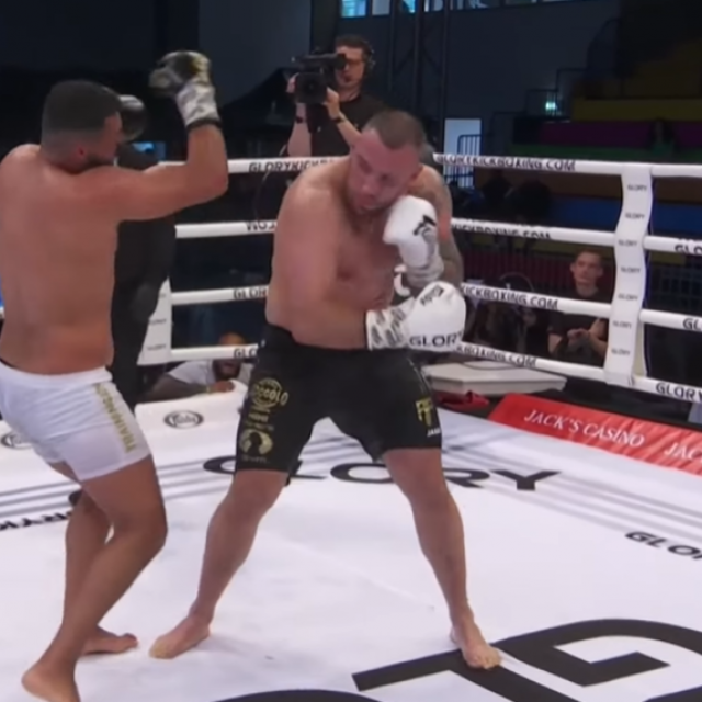 Tarik Khabez vs. Antonio Plazibat
