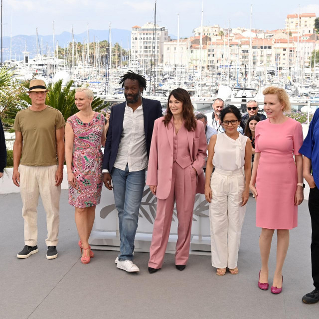 Henrik Dorsin, Woody Harrelson, Vicki Berlin, Jean-Christophe Folly, Iris Berben, Dolly De Leon, Sunnyi Melles i Zlatko Buric