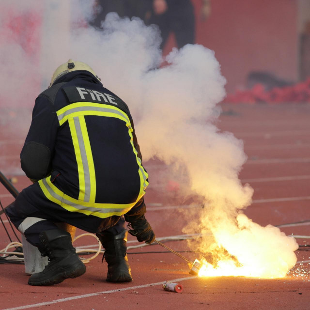 Ilustracija, vatrogasac