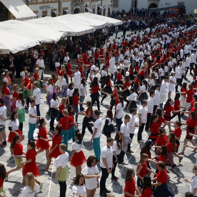 Quadrilla/Ilustracija