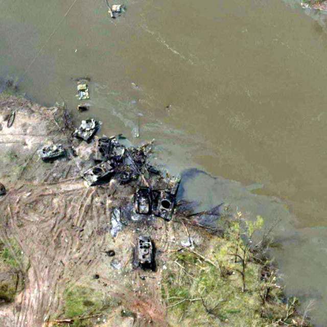 Uništeni ruski tenk