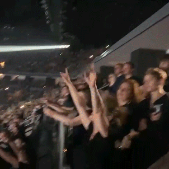 Sandra Benčić na koncertu Iron Maidena