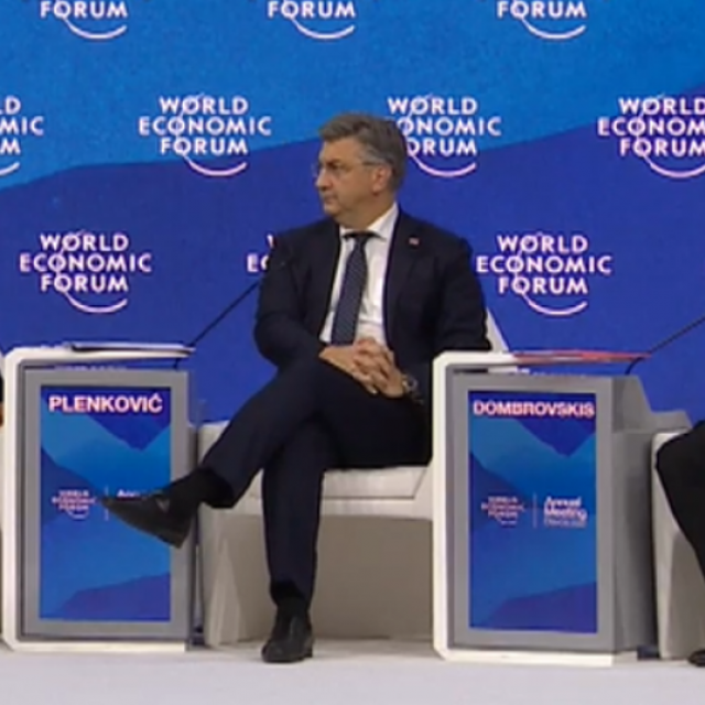 Andrej Plenković na panelu u Davosu