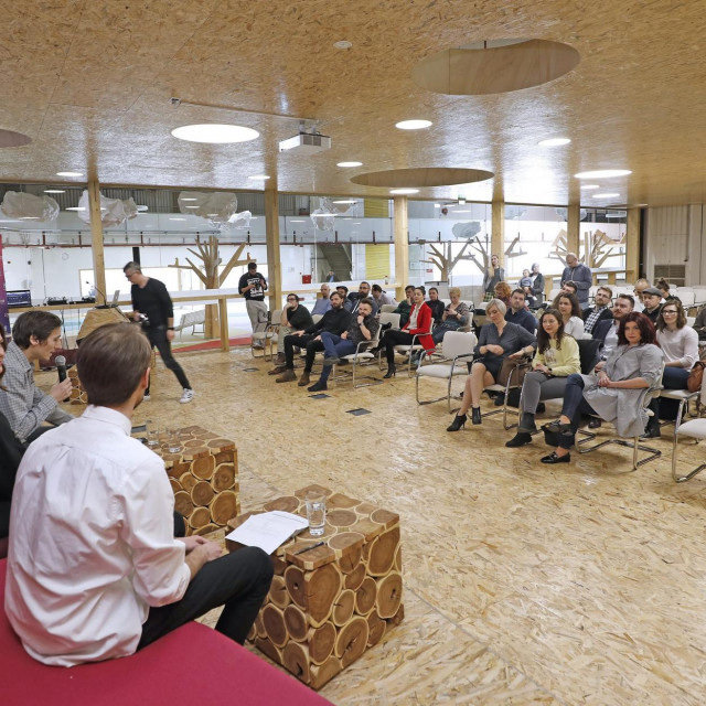 ZICER je najveći startup HUB u Hrvatskoj. U njemu djeluje više od sto startupa