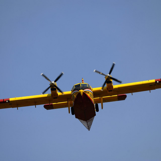 Protupožarni zrakoplov AirTractor