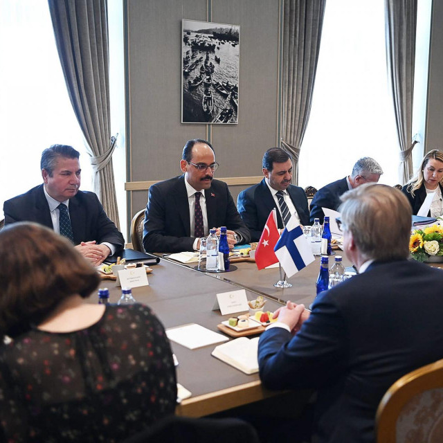 Sastanak turskih, švedskih i finskih diplomata