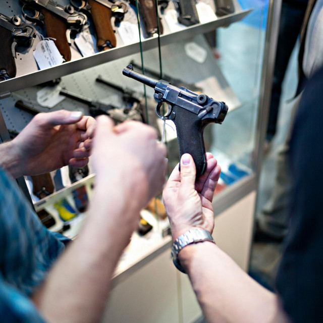 Sajam oružja u Lucernu