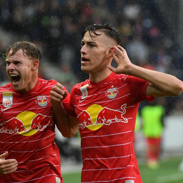 Luka Sučić (desno)