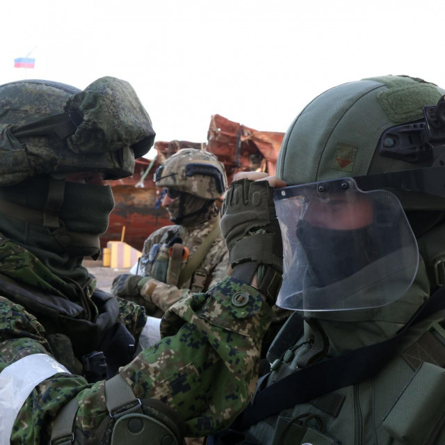 Ruski specijalci u luci Mariupolj