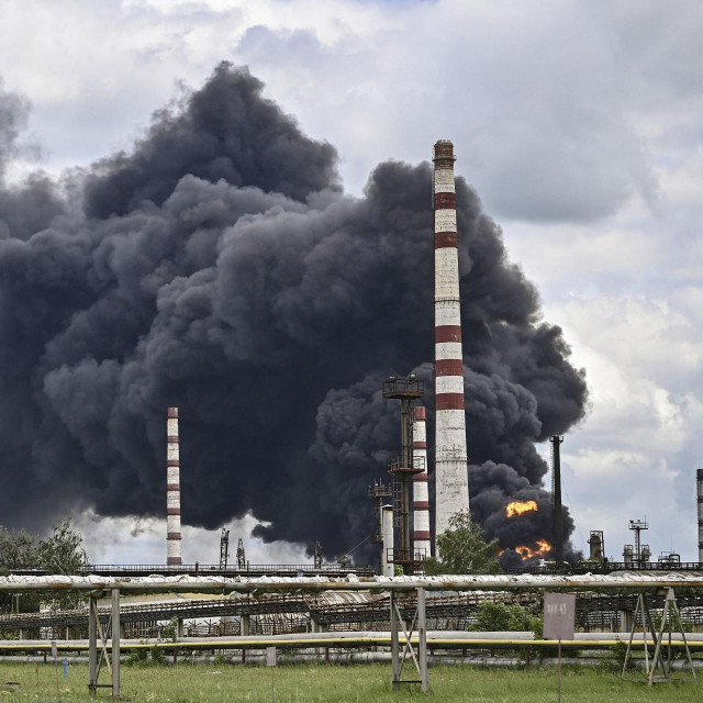 Granatiranje Lisičanska u Luhanskoj oblasti