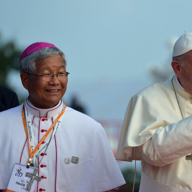 Lazarus You Heung-sik i Papa Franjo