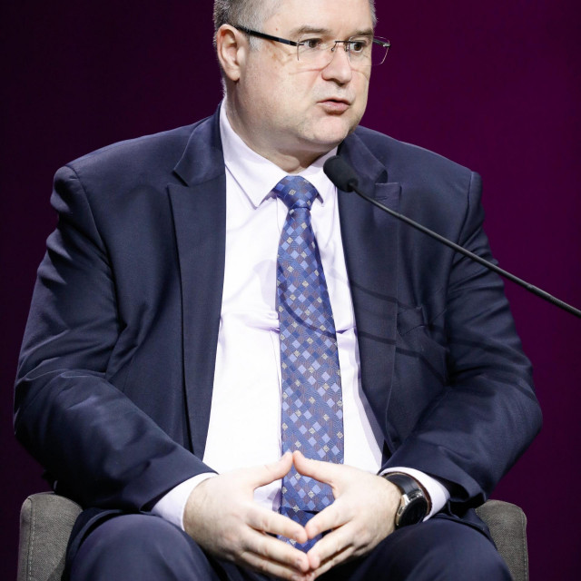Bernard Gršić
 
