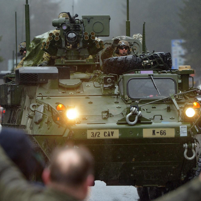 Ilustracija: Oklopno vozilo IAV Strykers, bazirano na Piranhi III