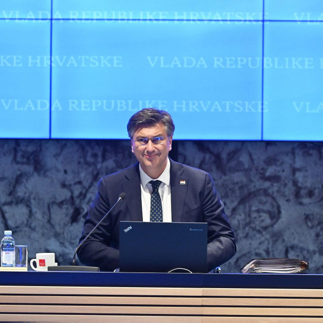 Zagreb, 270522.
NSK, Hrvatske bratske zajednice.
Odrzana sjednica Vlade RH.
Na fotografiji: Andrej Plenkovic.