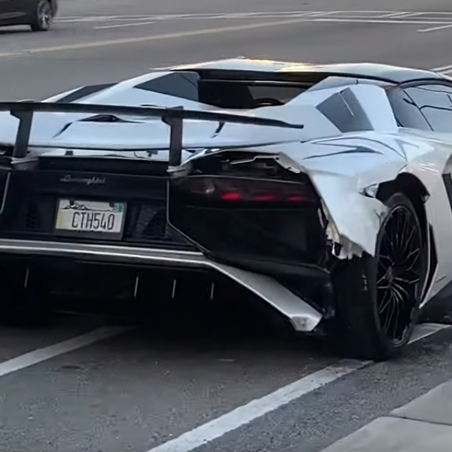 Prometna nesreća, Lamborghini Aventador SV