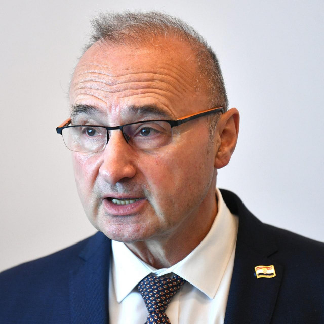 Gordan Grlić Radman